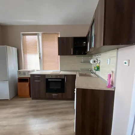 157 Rusalka Apartment شقة